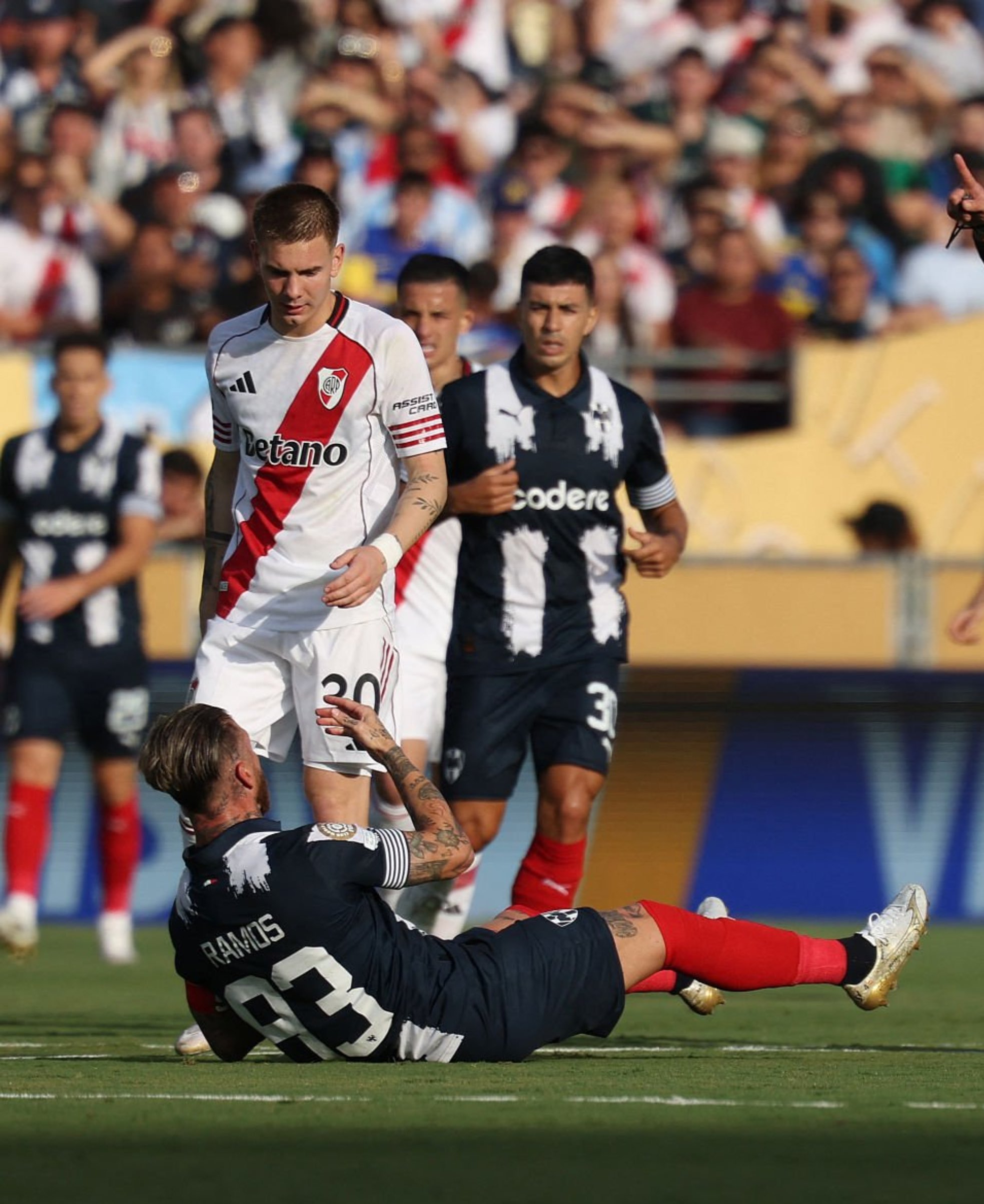 爱游戏体育-赛地聚焦：德国杯今夜热度飙升；达拉斯独行侠再遭质疑；态度坚定；数据趋势出现新变化的简单介绍-爱游戏体育